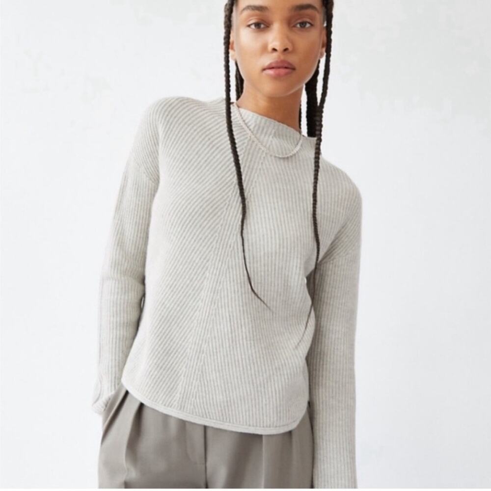 Aritzia Babaton Chalmers Grey Knit Wool Linen Blend Sweater size Small EUC